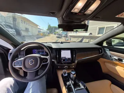 Volvo S90