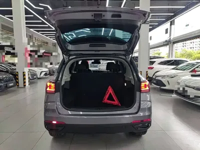 Roewe RX3