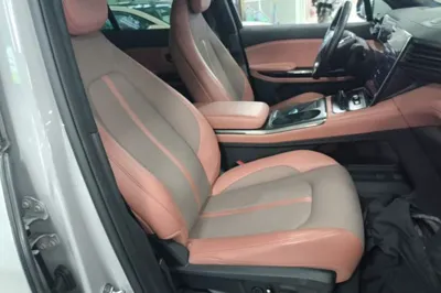 Nio EC6