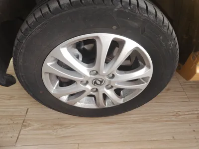 Dongfeng Fengon 370
