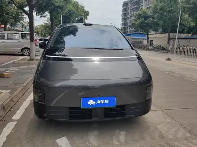 Li Auto Li MEGA