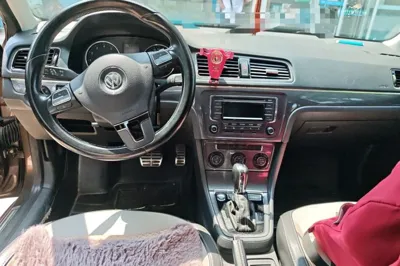 Volkswagen Cross Lavida