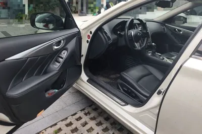 Infiniti Q50L