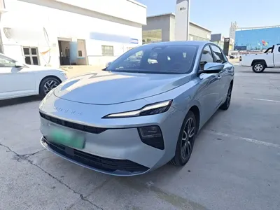 Roewe 荣威D6