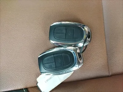 Maxus T70