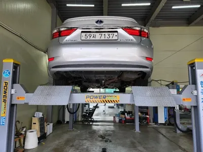 Lexus ES