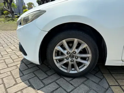Mazda 3 Axela