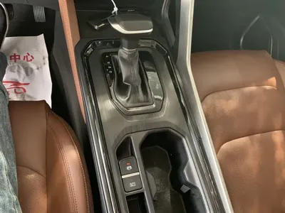 Geely Vision X6