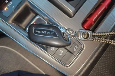 Roewe RX5