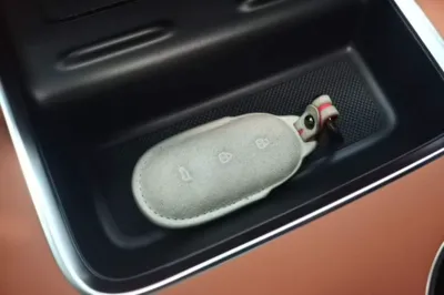 Li Auto L8