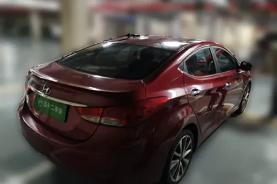 Hyundai Elantra (5th Generation