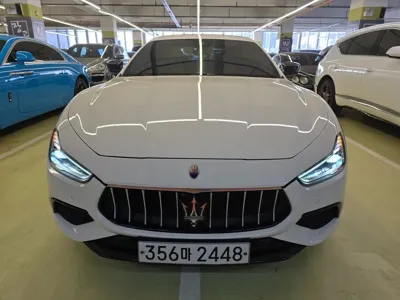 Maserati Ghibli