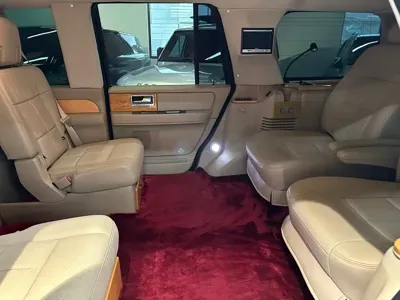 Lincoln Navigator
