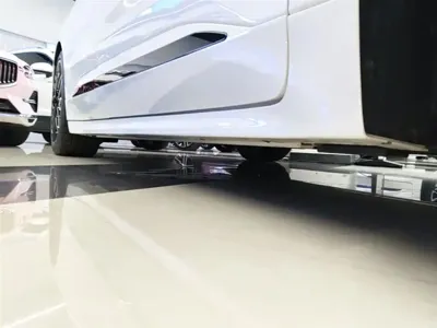 Zeekr 001