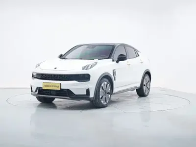 Lynk & Co 05 EM-P