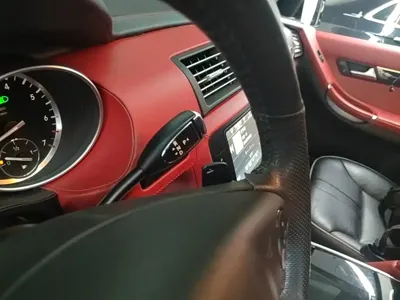 Mercedes-Benz R-Class