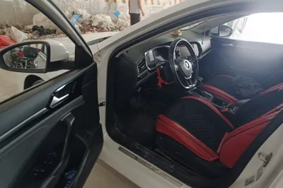 Volkswagen Sagitar