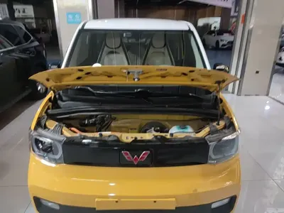 Wuling MINIEV
