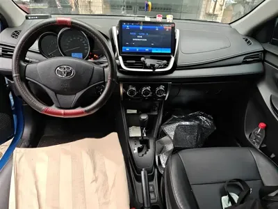 Toyota Yaris L