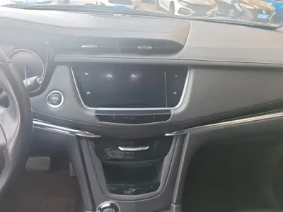 Cadillac XT6