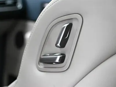 Li Auto Li MEGA