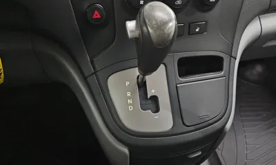 Hyundai Starex