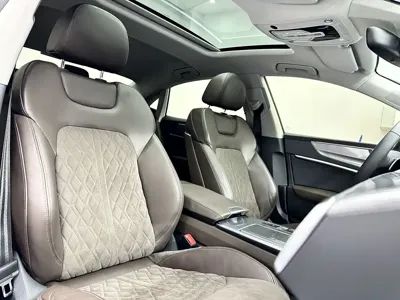 Audi A7L