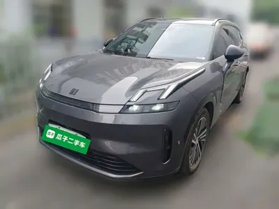 Lynk & Co 08 EM-P