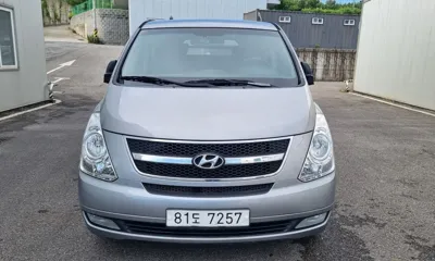 Hyundai Starex