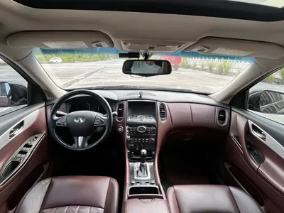 Infiniti QX50