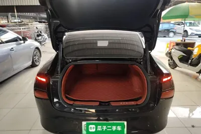 Xpeng P7