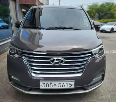 Hyundai Starex
