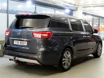 Kia Canival