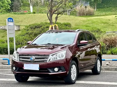Venucia T70