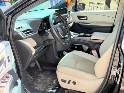 Toyota Granvia