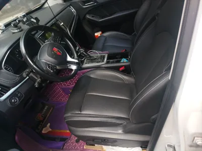 Roewe RX5