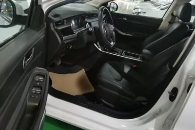 Chery Arrizo 5