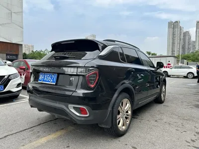 Lynk & Co 01