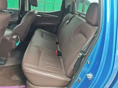 Dongfeng Rich 7