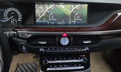 Genesis EQ900