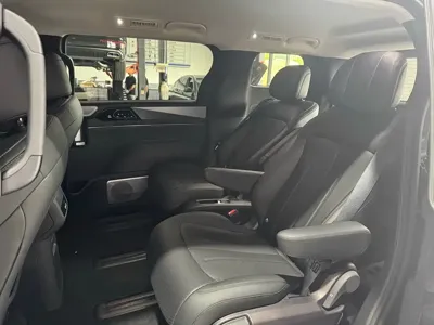 BYD M9
