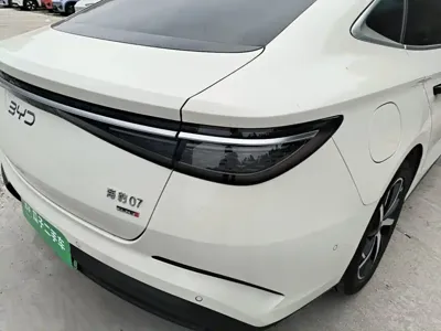 BYD Seal 07 DM-i