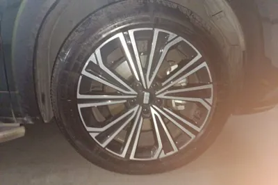 Geely Galaxy Galaxy Xingjian 7 EM-i