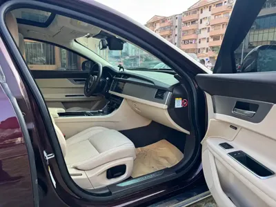 Jaguar XFL