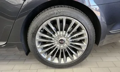 Kia K9