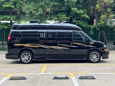 GMC Savana