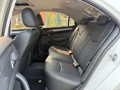 Roewe 360