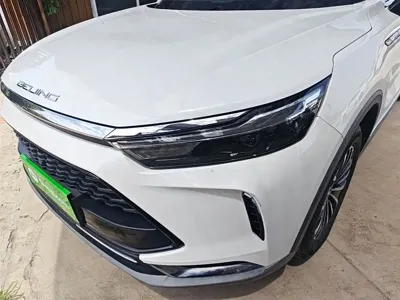 BAIC X7