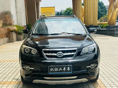 BYD S6