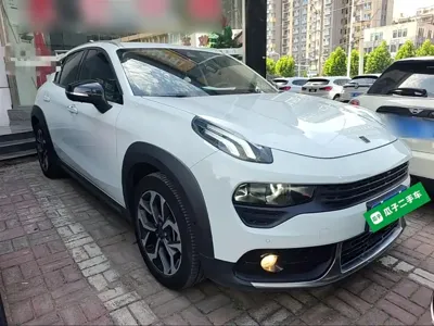 Lynk & Co 02